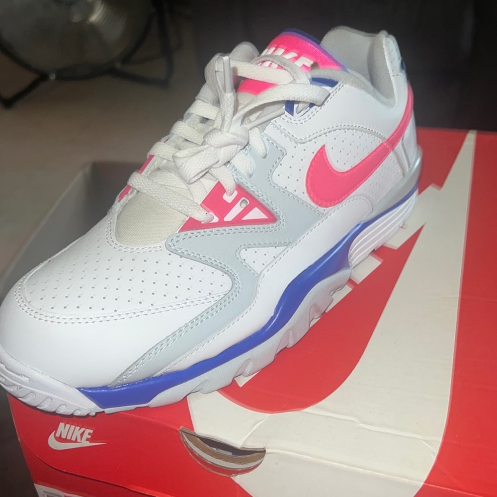 Brand new pair of Nike Cross Trainers